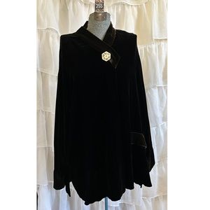 Cold water Creek Velvet Brown and Black Swing Jacket with Button Detail